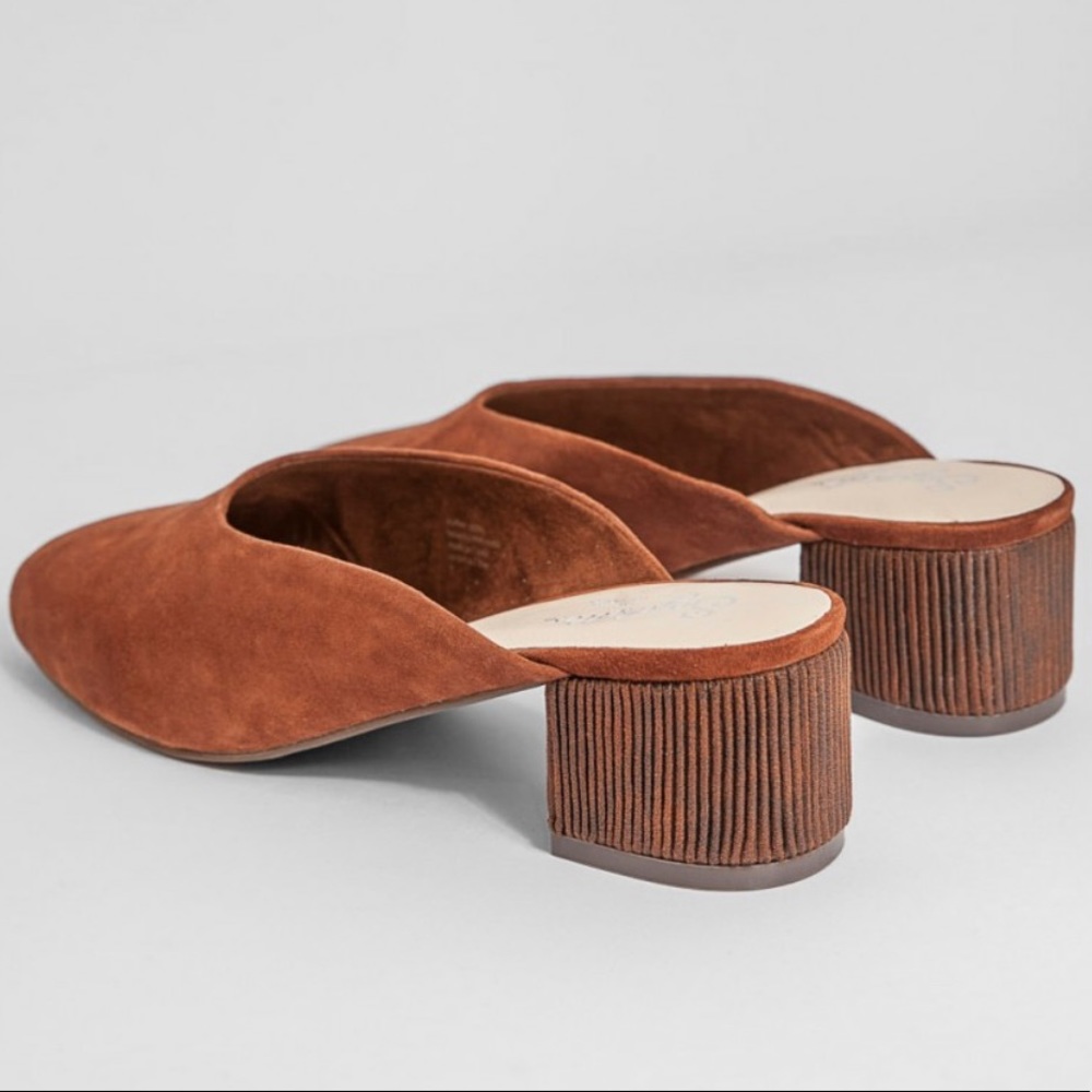Chorus Mule in Cognac